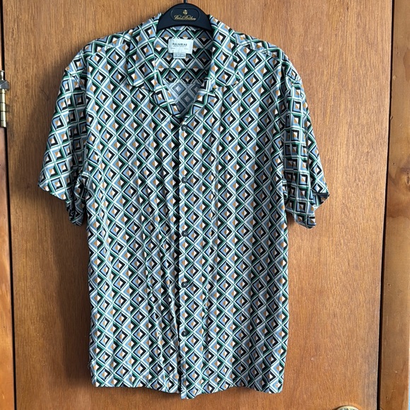 Pull&Bear Men's Geometric Green short sleeve M button down shirt - Picture 3 of 6